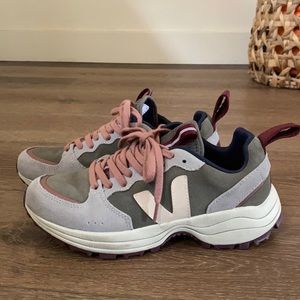 Veja Venturi Shoe Sneakers